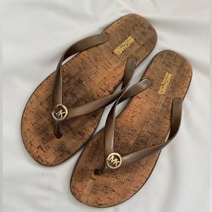 Michael Kors Women’s Brown Cork Flip Flops Size 8